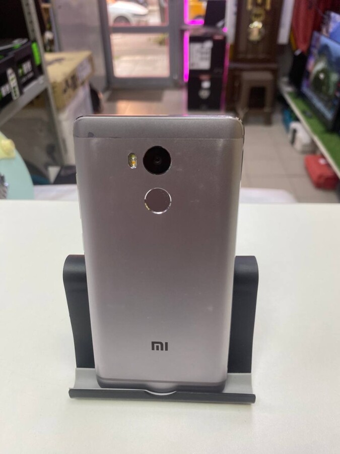 Смартфон Xiaomi Redmi 4 32gb