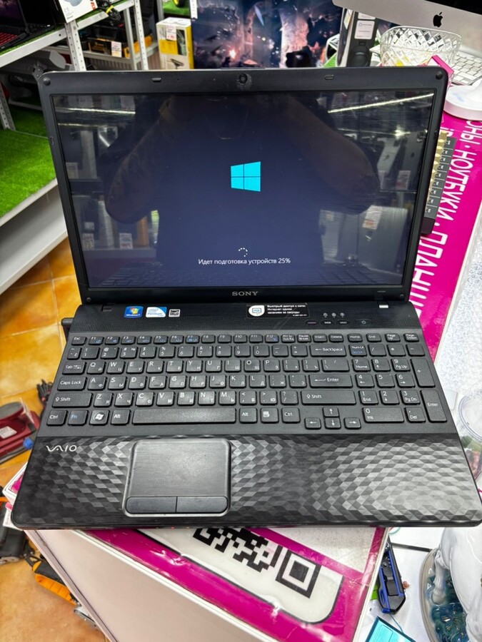 Ноутбук Sony INTEL; Pentium b960 @ 2.20 Ghz Озу 2 гб HDD 62