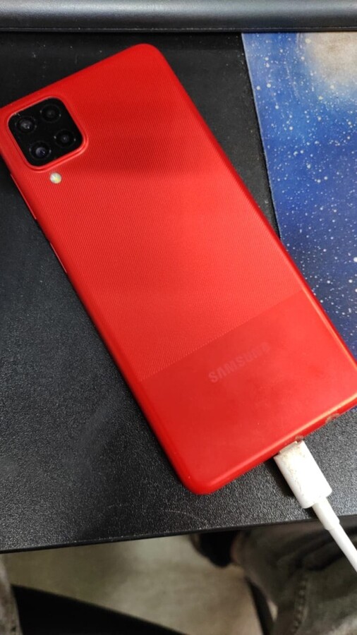 Смартфон Samsung A12