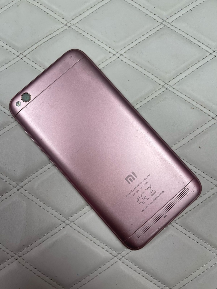 Смартфон Xiaomi Redmi 5A