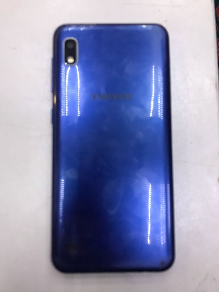 Смартфон Samsung A10
