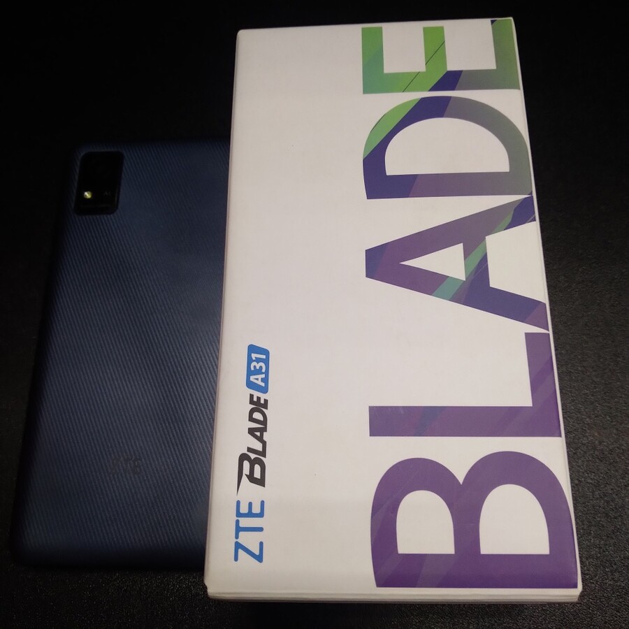 Мобильный телефон Fly  е196