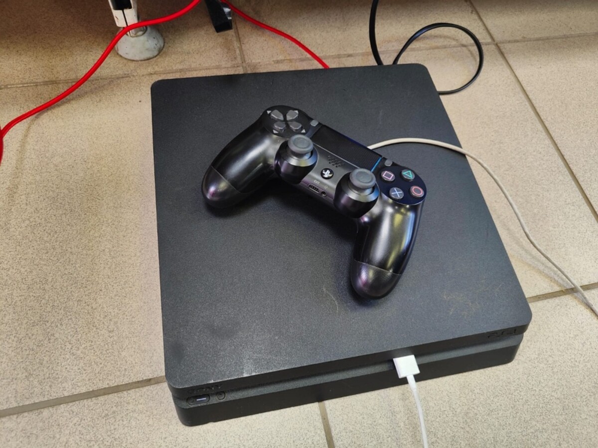 Игровая приставка Sony PlayStation 4 slim 1ТБ