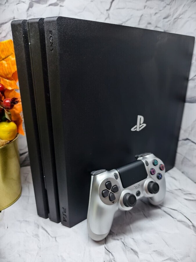 Игровая приставка Sony PlayStation 4 Pro 1Tb