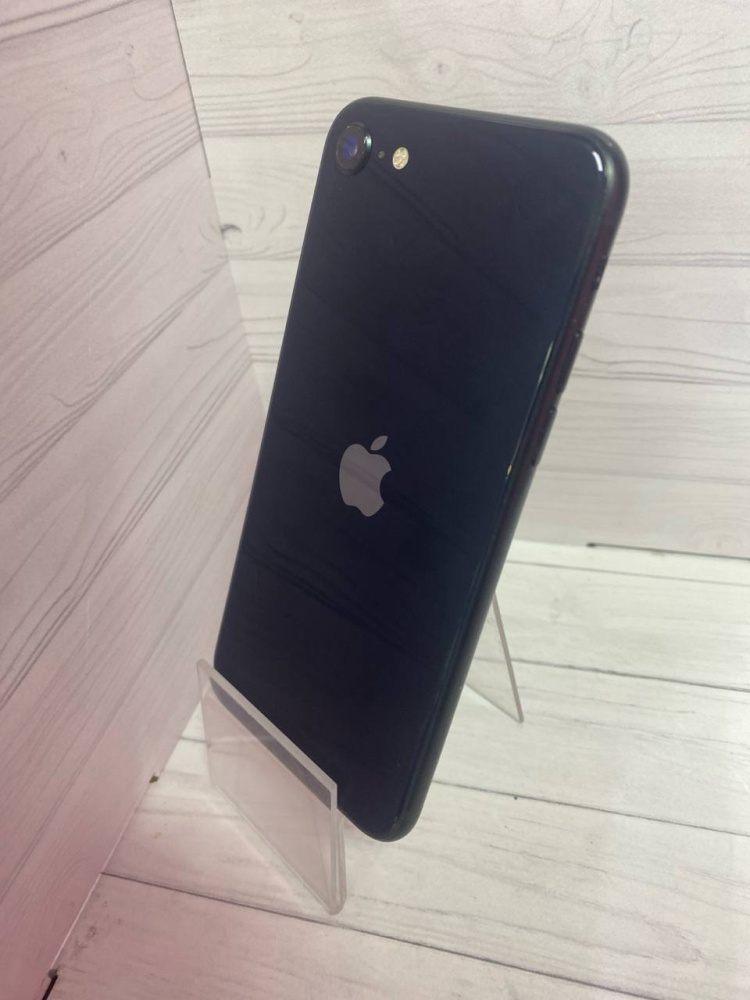 Смартфон iPhone SE 2022 64 Gb