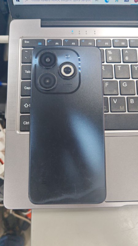 Мобильный телефон Infinix Smart 8 3-64