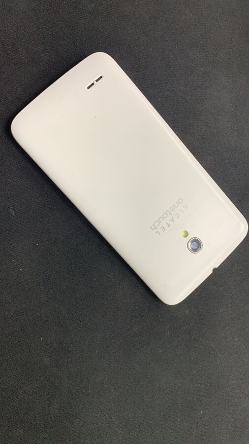 Мобильный телефон Alcatel 7043К