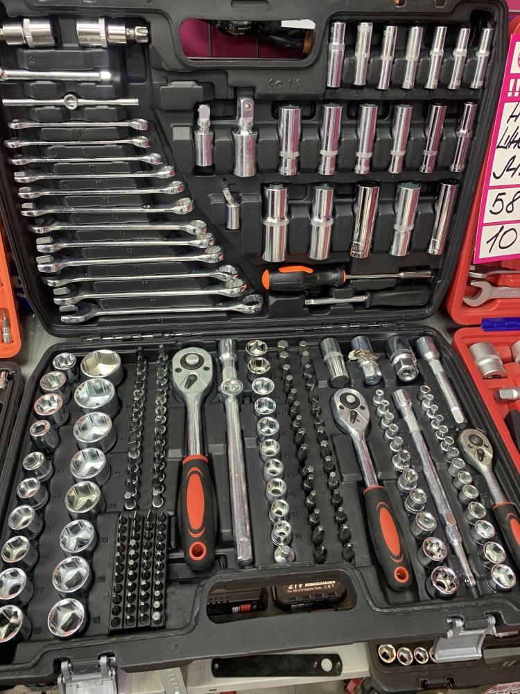 Набор инструментов /216