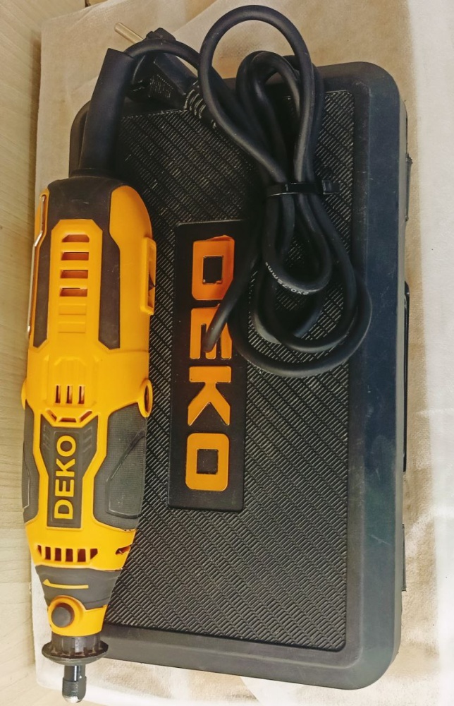 Гравер DEKO DKRT200E