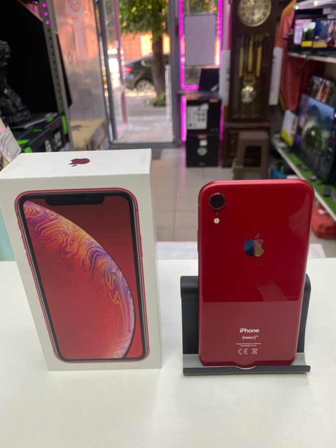 Смартфон iPhone XR 64 Gb