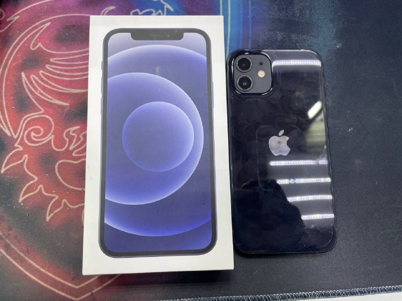 Смартфон iPhone 12 64 Gb
