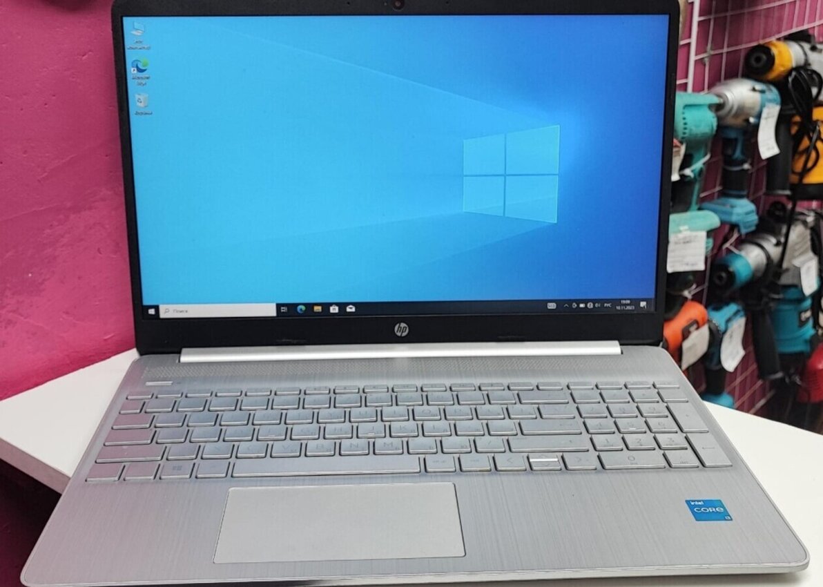Ноутбук HP  15s-fq2052ur