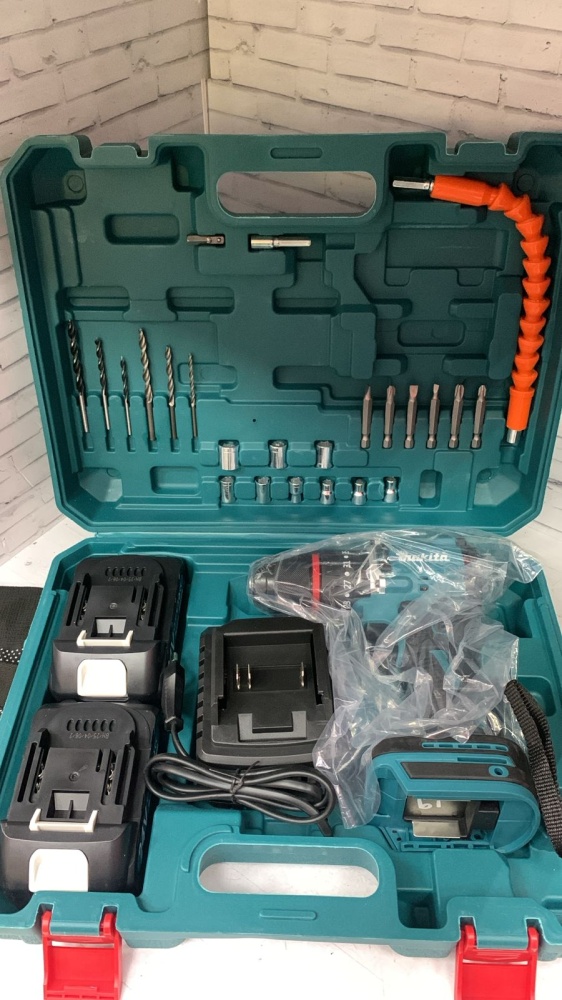 Шуруповерт Makita бесщеточный