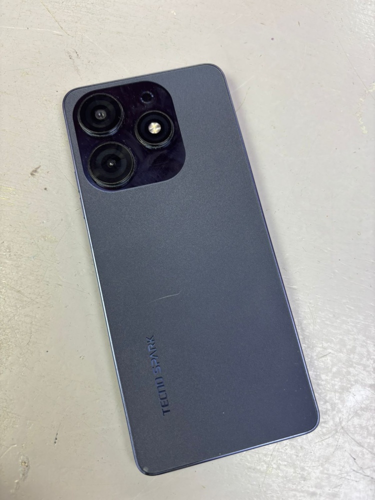 Мобильный телефон Tecno Spark 10Pro 4\128