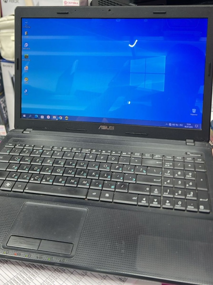 Ноутбук ASUS 2x1.6/2/320