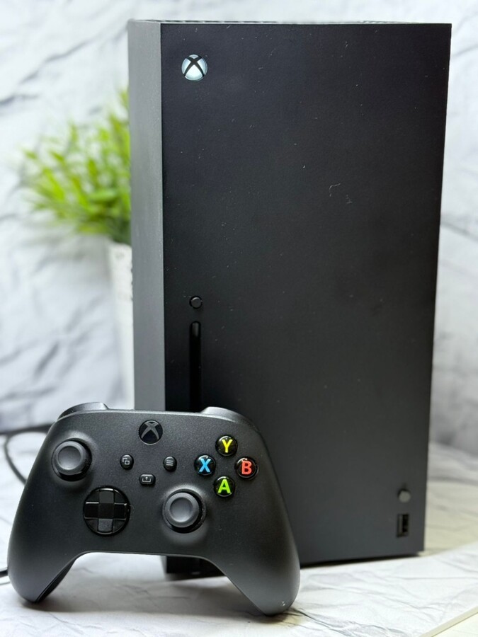 Игровая приставка XBOX Series X 1tb