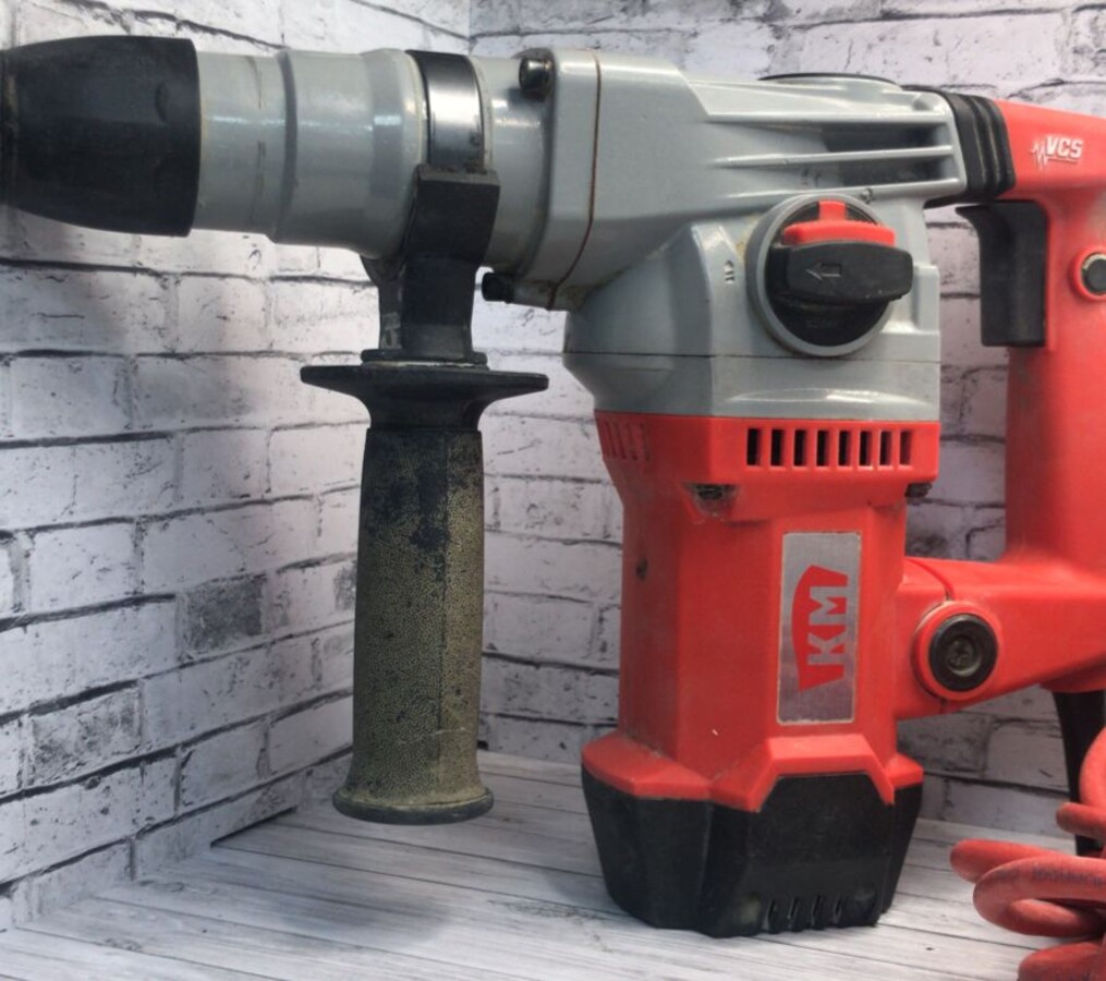 Перфоратор электрический КМ RH-1501 1500 Bt 4.5 Дж