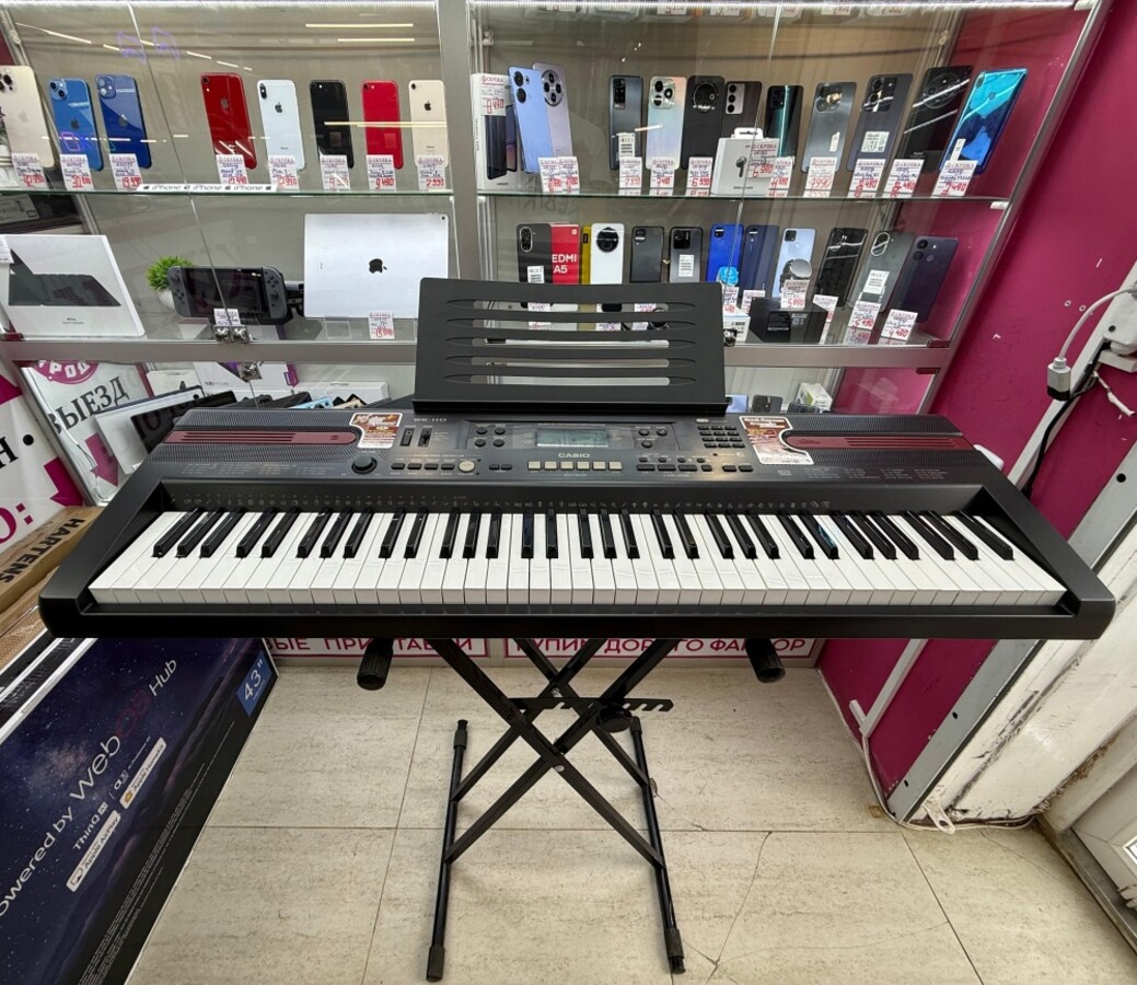 Синтезатор CASIO WK-110 с педалью.