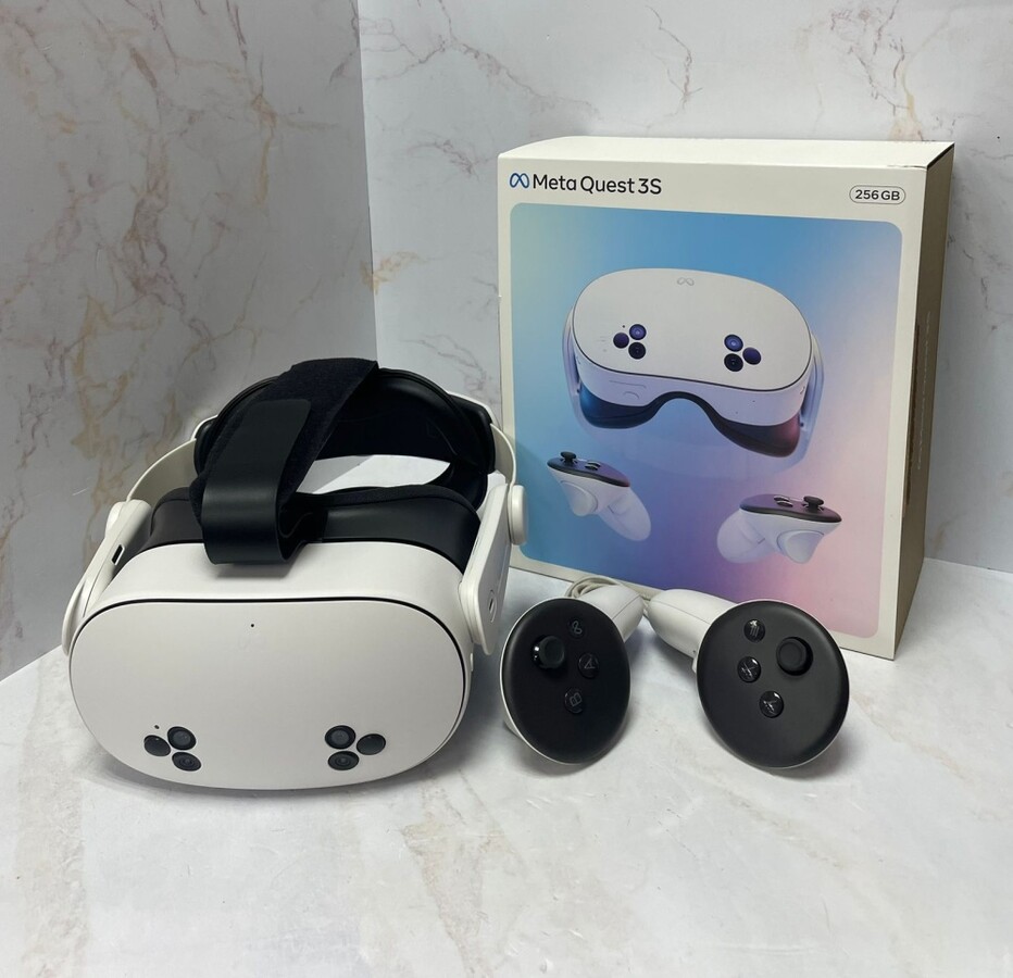 Очки виртуальной реальности Oculus Quest 3S 256 Gb