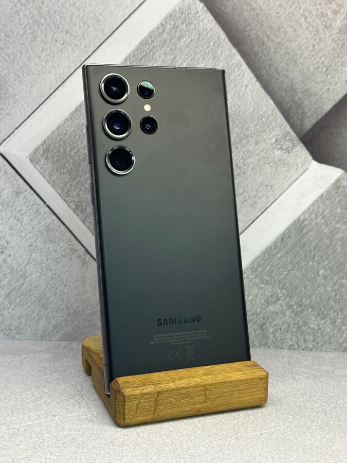 Смартфон Samsung S23 ultra