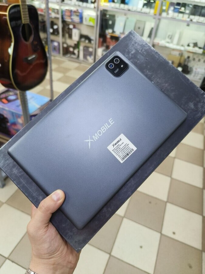 Планшет x10max 3/64 lte