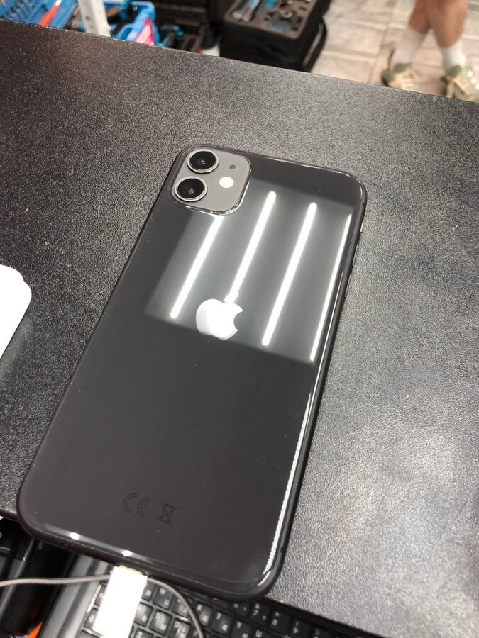 Смартфон iPhone 11 64Gb