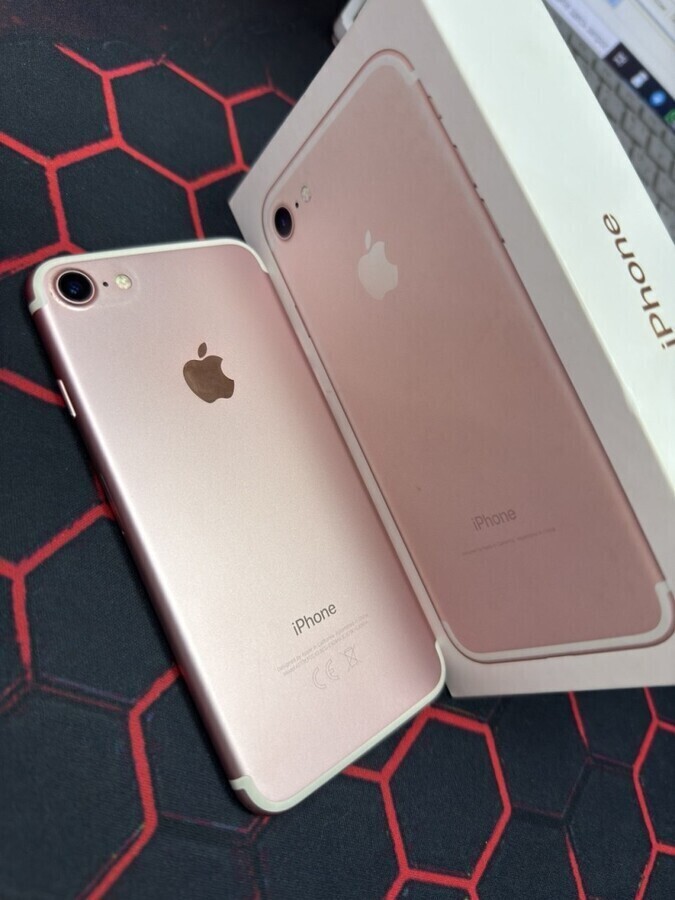 Смартфон iPhone 7 32Gb