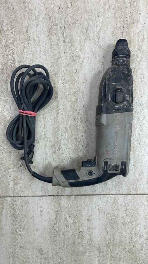 Перфоратор Интескол П-30/900ЭР