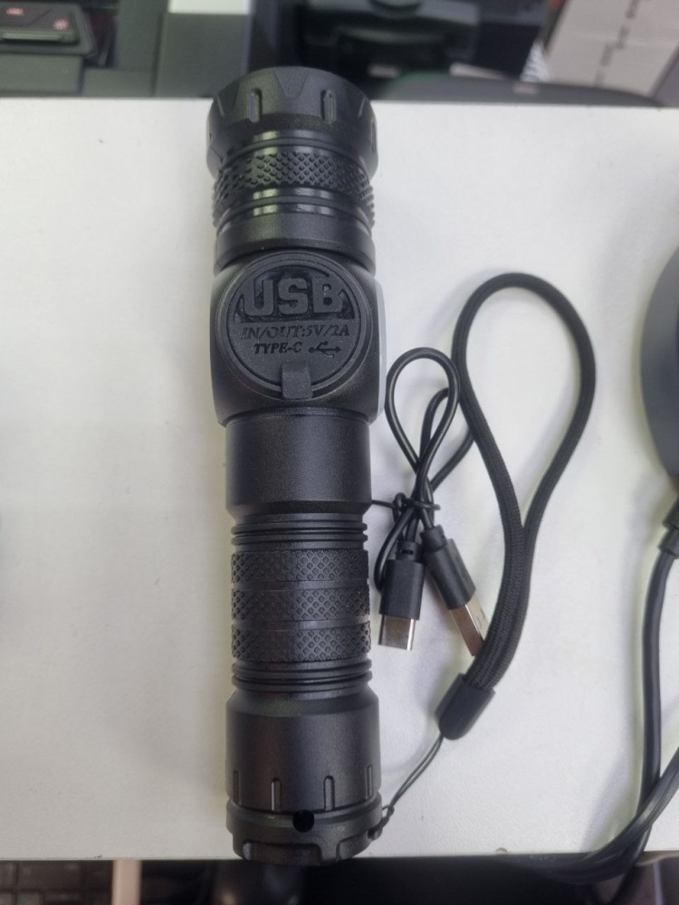 Фонарь сверхмощный аккумуляторный