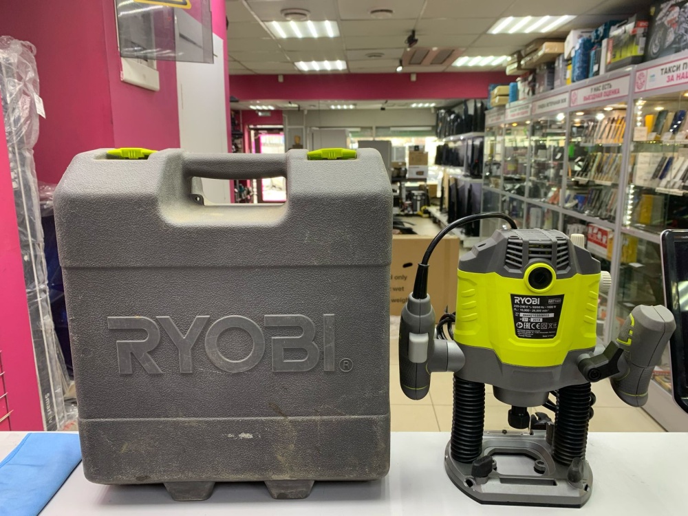 Фрезер Ryobi RRT1600