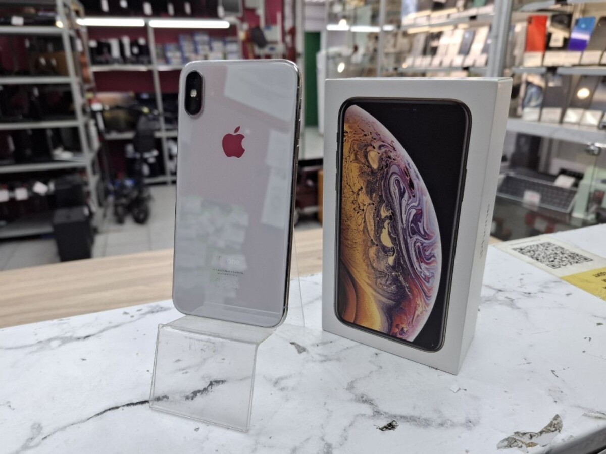 Смартфон iPhone X 64Gb