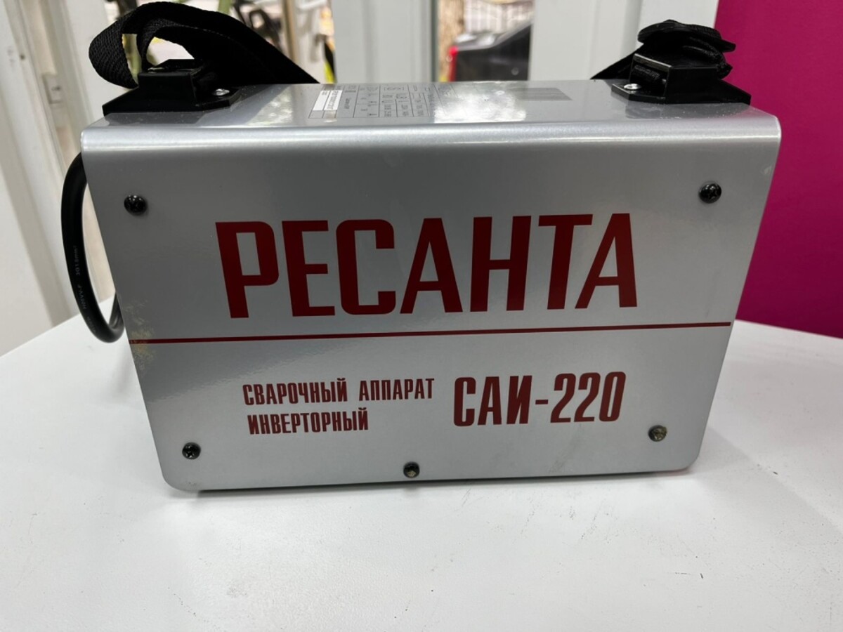 Сварочный аппарат Ресанта САИ-220