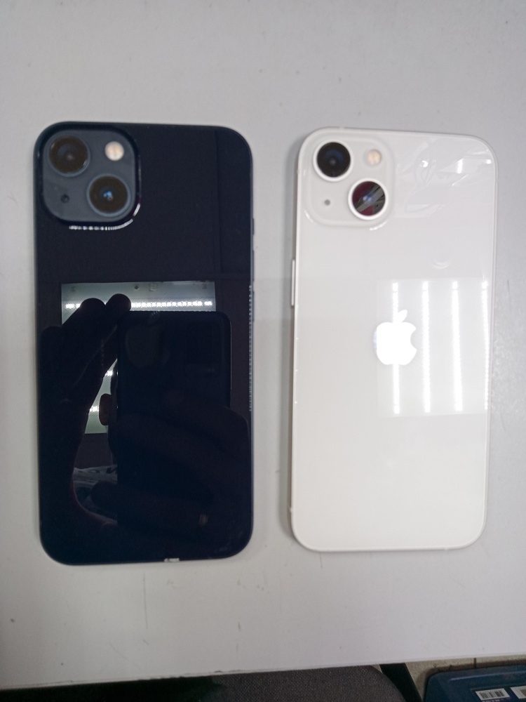 Смартфон iPhone 13 128 Gb