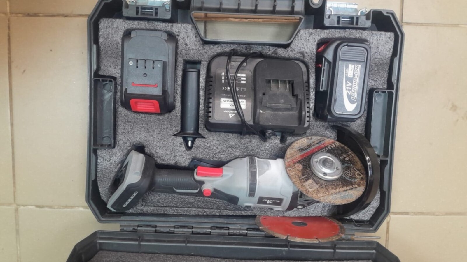 УШМ (Болгарка) AVENTOR