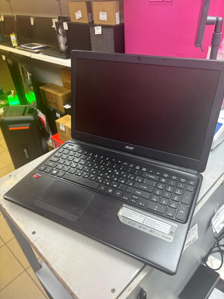 Нетбук Acer E1522