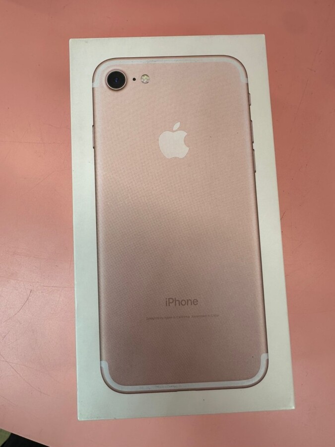 Смартфон iPhone 7 128Gb