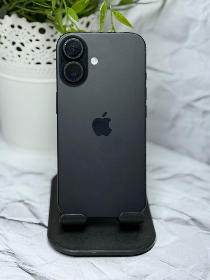 Смартфон iPhone 16 128Gb