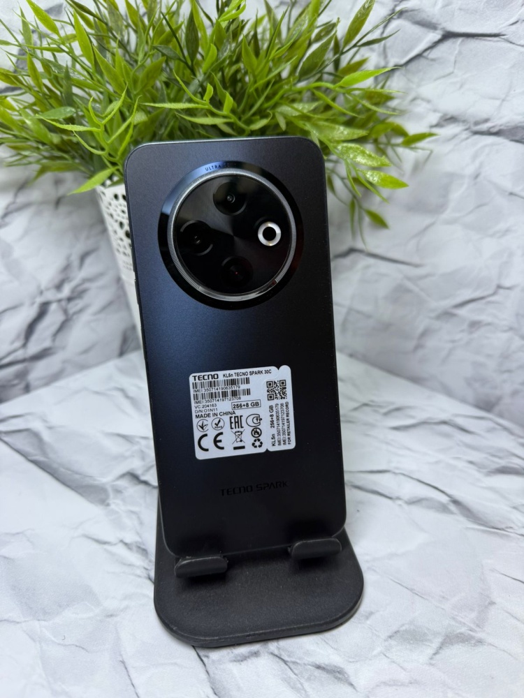 Мобильный телефон Tecno Spark30C 8-256