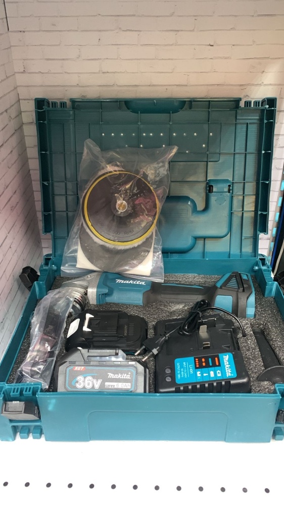 УШМ (Болгарка) Makita на акамуляторе