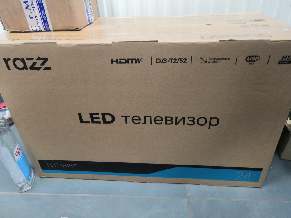 Телевизор razz 24"
