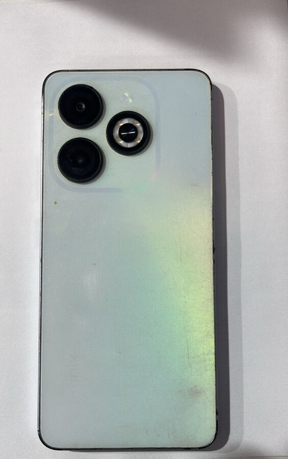 Мобильный телефон Infinix smart 8