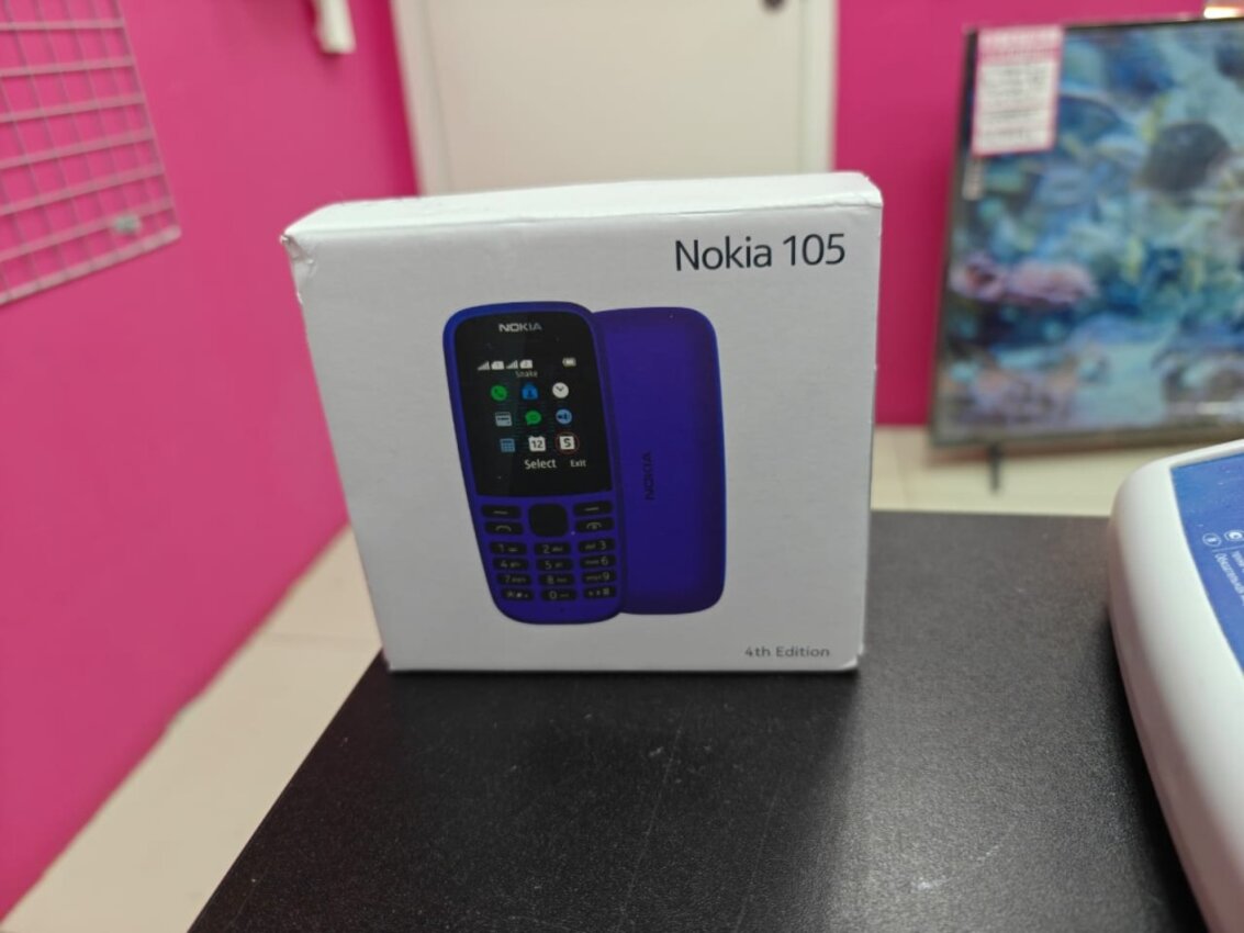 Мобильный телефон Nokia 105