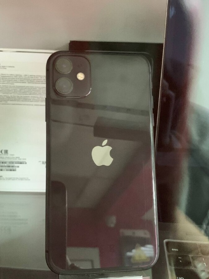 Смартфон iPhone 11 64Gb