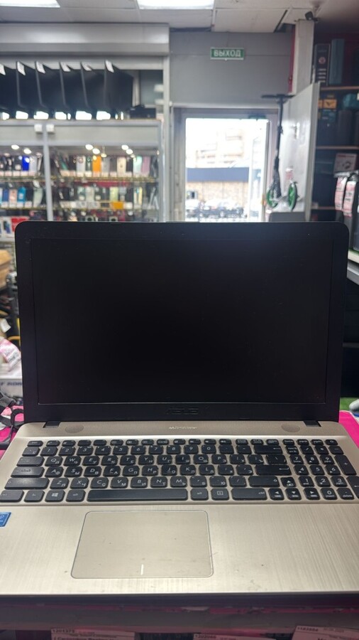 Ноутбук ASUS