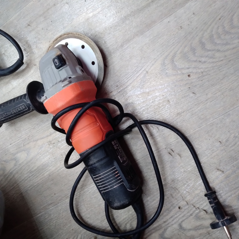 УШМ (Болгарка) Black Decker