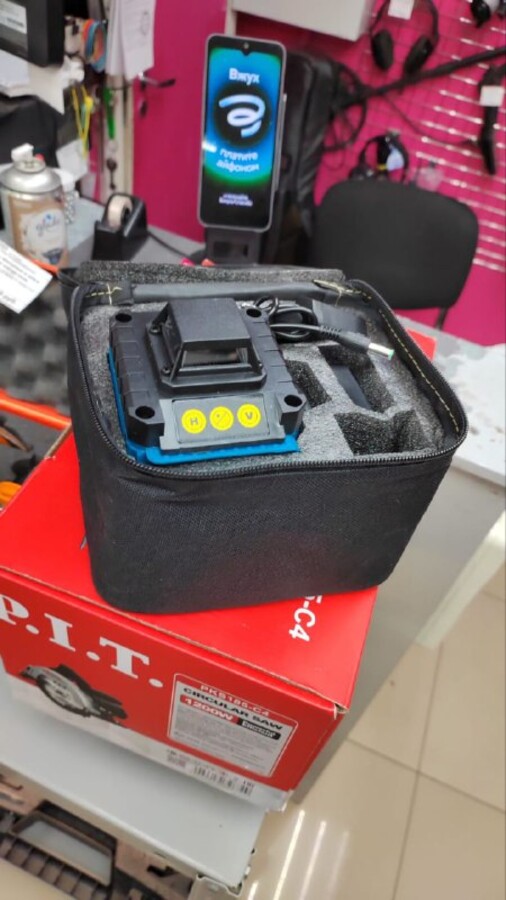 Лазерный уровень Makita