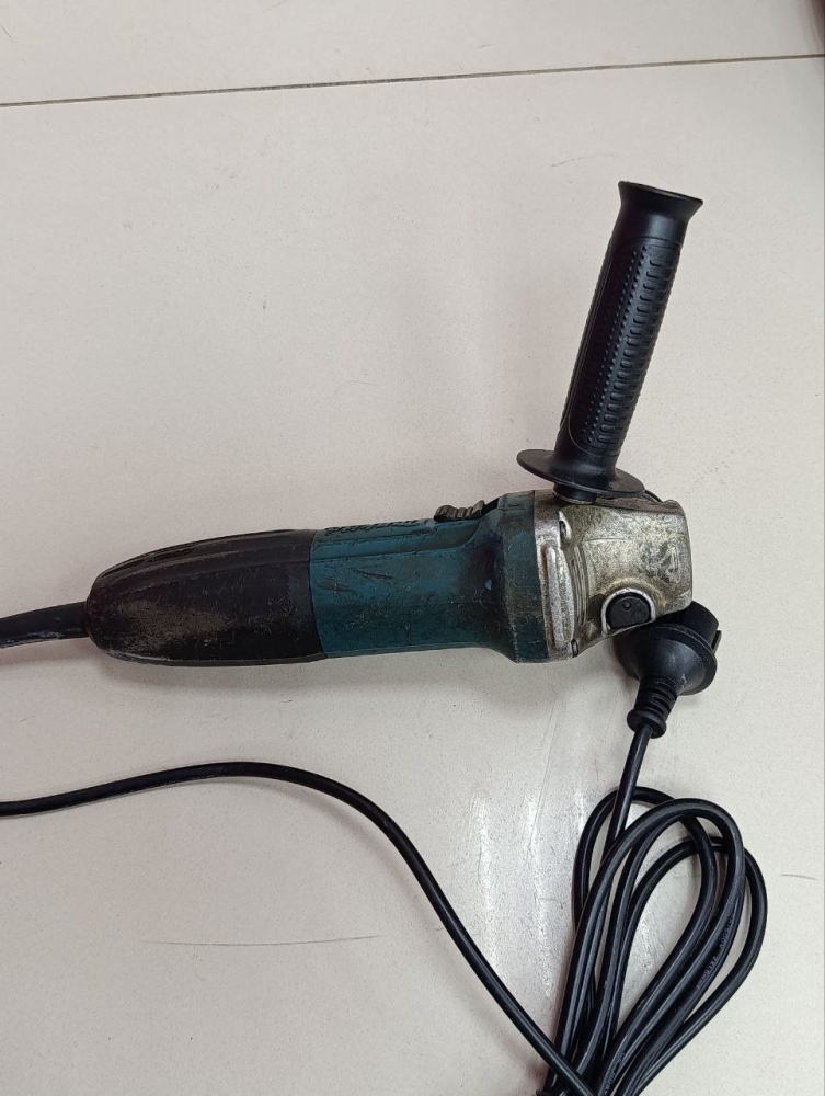 УШМ (Болгарка) MAKITA