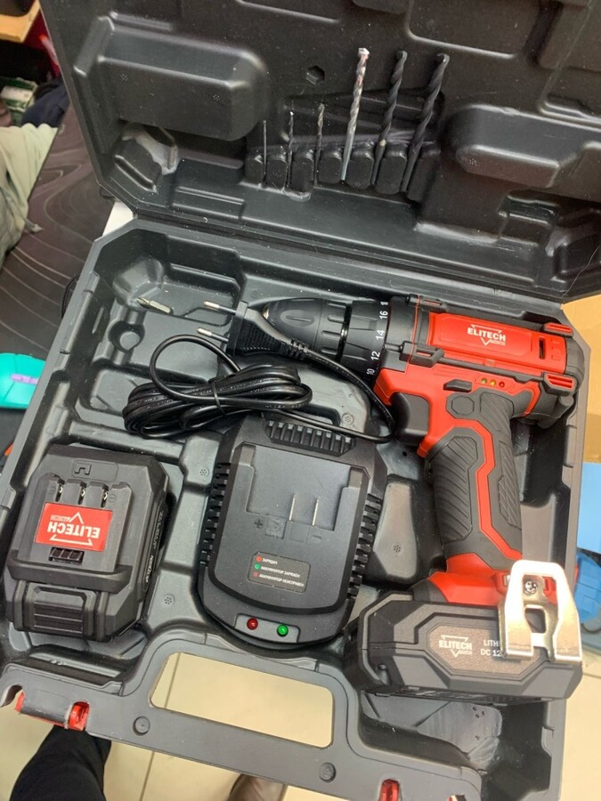 Шуруповерт elitech