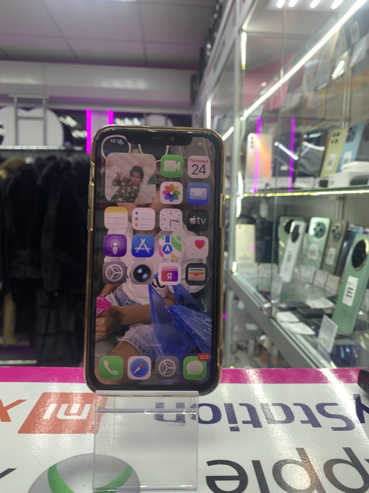 Смартфон iPhone 11 PRO 64 Gb