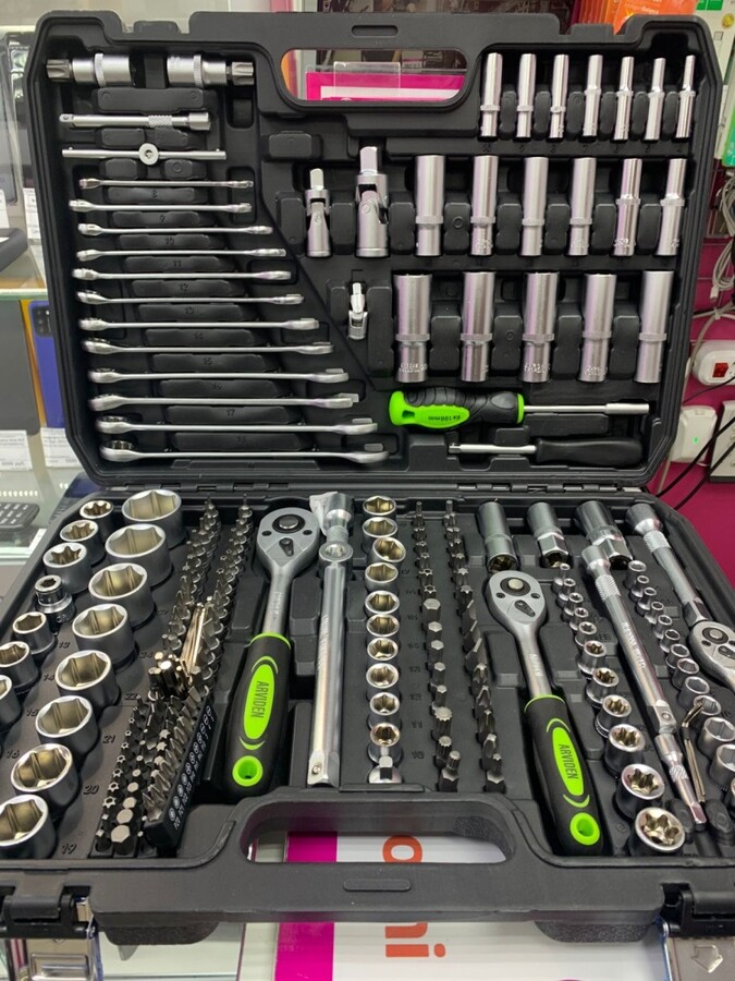 Набор инструментов 121